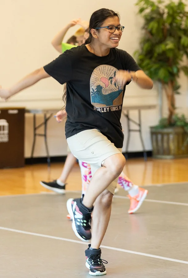 KRAVIS MOVES: EVERY BODY DANCE