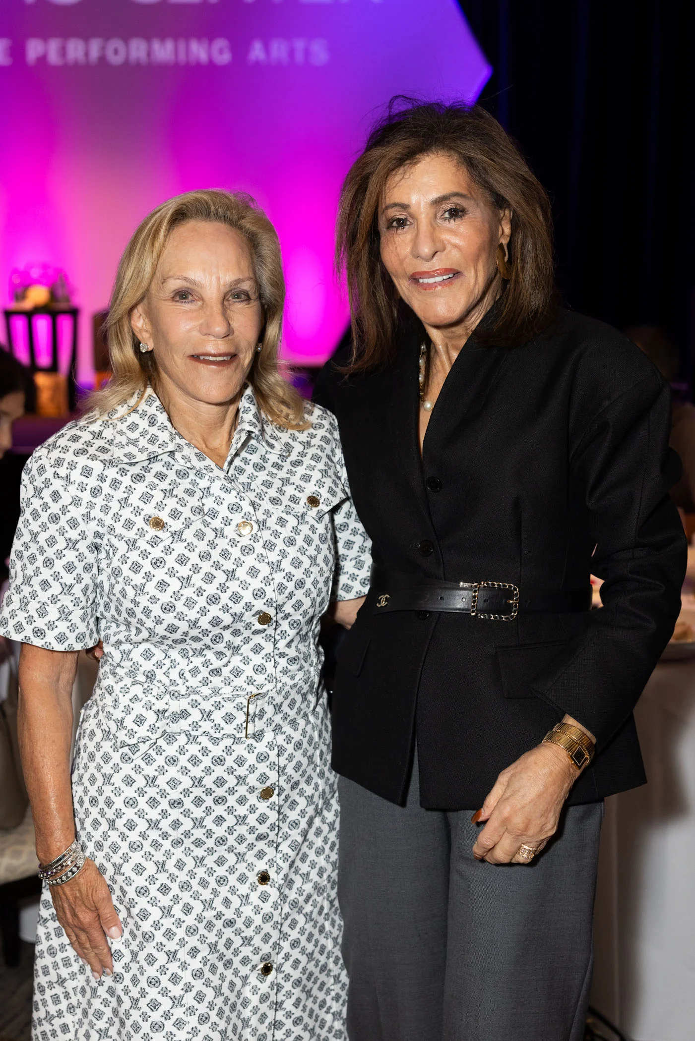 Robbi Toll, Ellen Levy