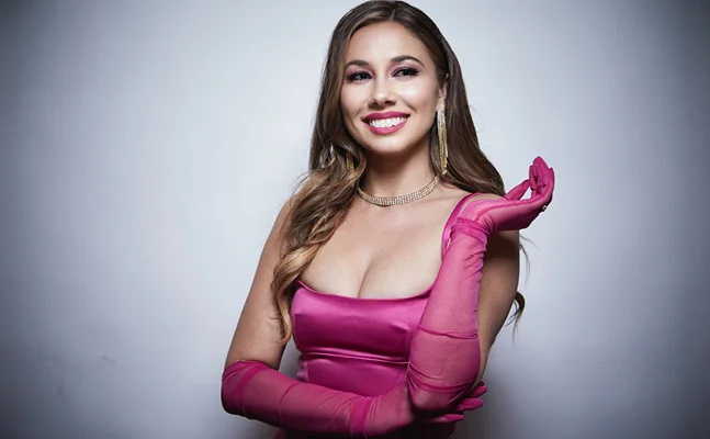 Haley Reinhart headshot